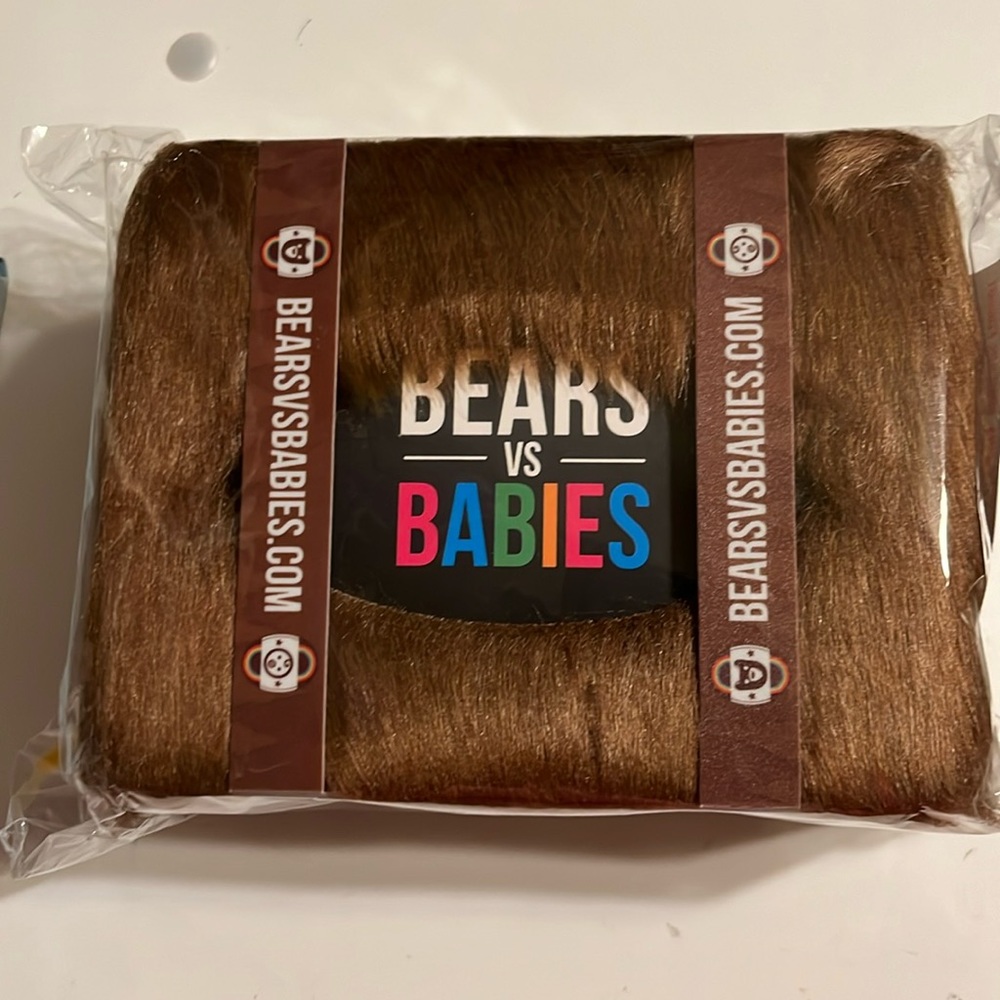Exploding kittens Bears vs babies card game NWT